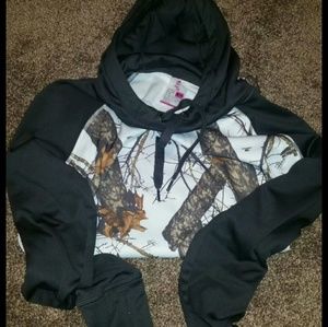 Women's camo sweatshirt